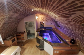 Studio et spa privatif Le Puits de la Grâce